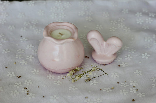 Bougie lapin - Parfum abricot-romarin