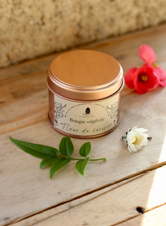 Bougie boîte métal - Fleur de cerisier 100g