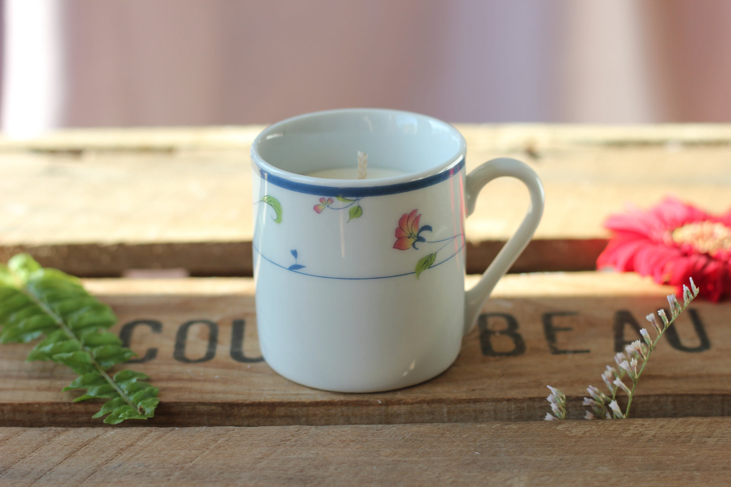 Bougie tasse Lilas 70g