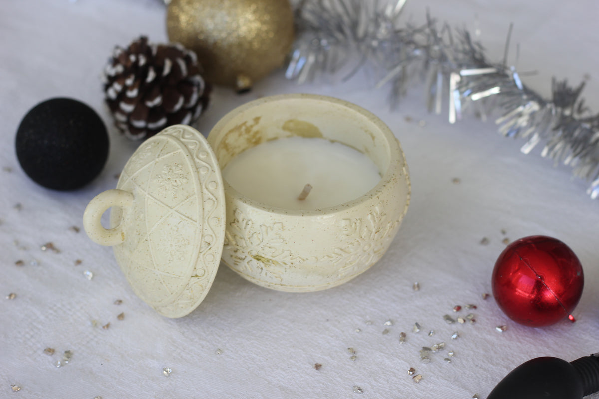 Bougie boule de Noël - Chocolat praliné